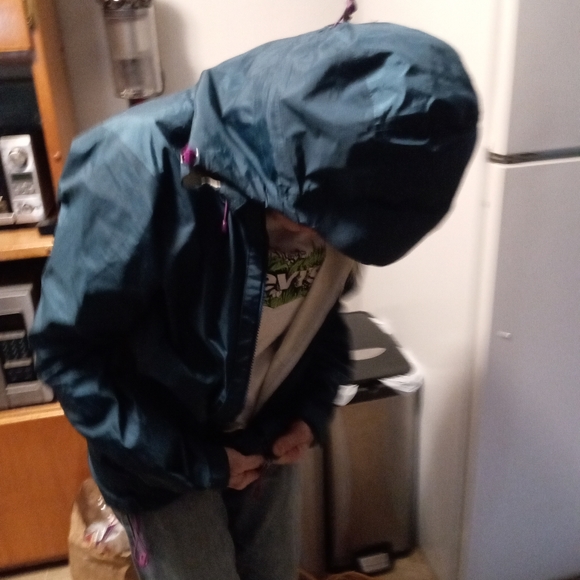 Women's Patagonia wind breaker - Picture 5 of 5